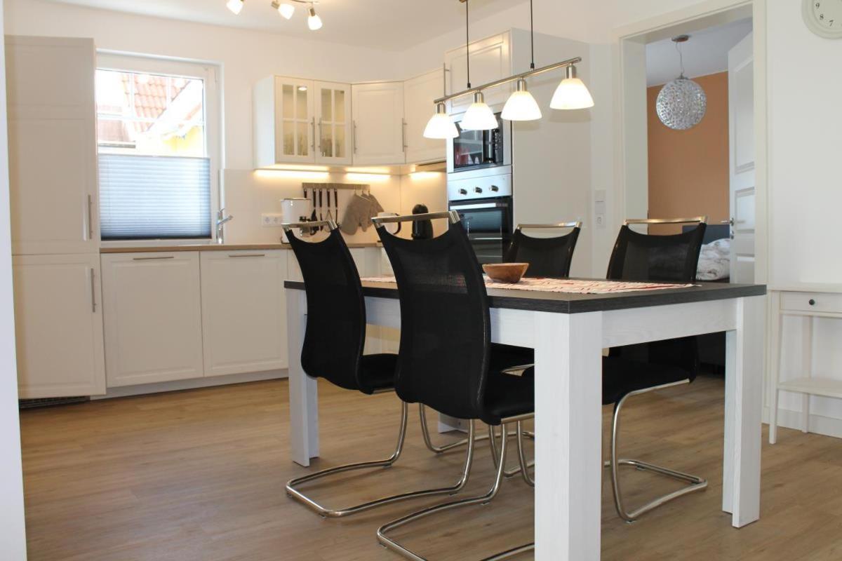 Ferienwohnung De Windroos Born Extérieur photo